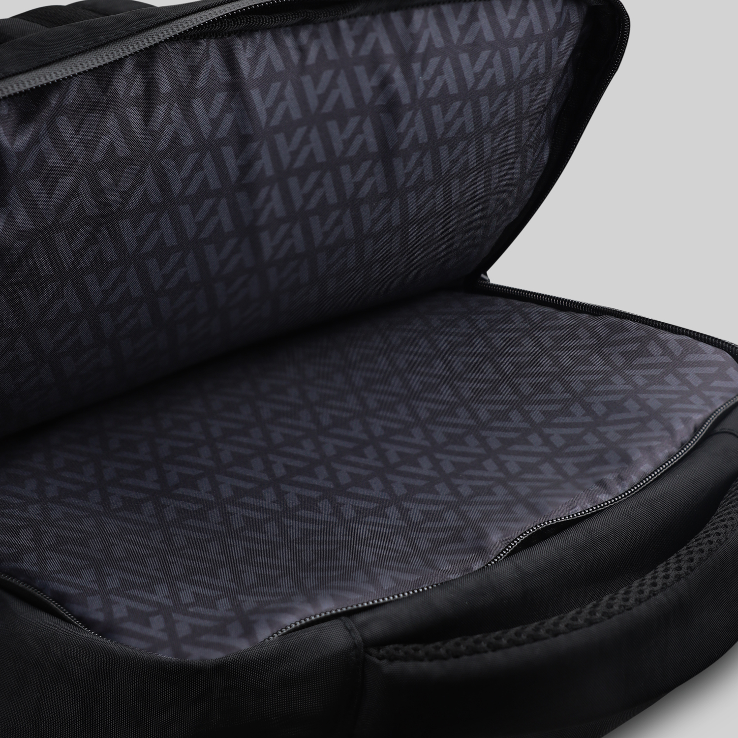 ARCHER Tasman Travel Backpack - Image 3